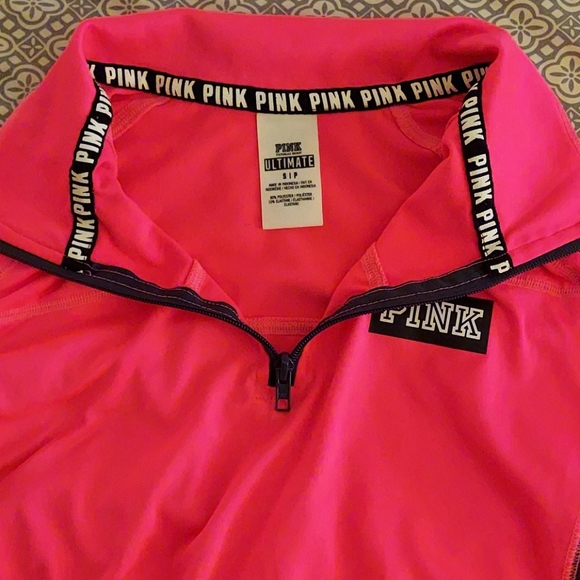 Pink VS pull over - Picture 4 of 5
